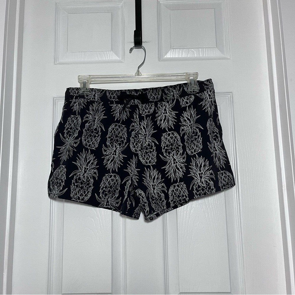 Lauren James Black and White Pineapple Print Women's Shorts